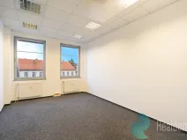 Pronájem kanceláře, České Budějovice, Pražská tř., 120 m2