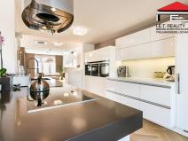 Prodej činžovního domu, Brno - Komín, 332 m2