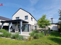 Prodej rodinného domu, Dolany, 242 m2