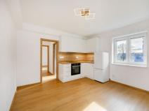 Pronájem bytu 2+kk, Planá, Wolkerova, 43 m2