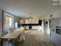 Prodej rodinného domu, Klíny, 180 m2