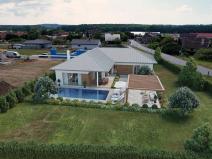 Prodej rodinného domu, Sukorady, 220 m2