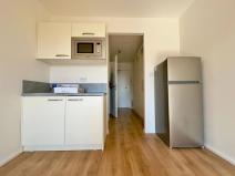 Pronájem bytu 1+kk, Praha - Malešice, Počernická, 27 m2