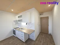 Pronájem bytu 1+1, Chomutov, Kamenná, 35 m2