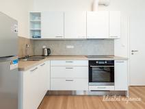 Pronájem bytu 2+kk, Praha - Prosek, Čakovická, 43 m2