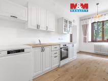 Prodej rodinného domu, Paskov, Komenského nábřeží, 200 m2