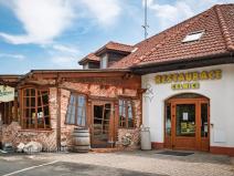 Pronájem restaurace, Břeclav - Poštorná, Celnice-středisko služeb, 270 m2