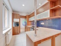 Pronájem bytu 2+kk, Ostrava, Podroužkova, 50 m2