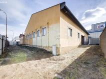 Prodej výrobních prostor, Kladno, Huťská, 1000 m2