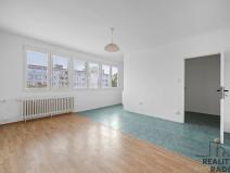 Pronájem bytu 1+kk, Pardubice, Ohrazenická, 28 m2