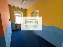 Prodej obchodního prostoru, Karlovy Vary, Závodu míru, 59 m2