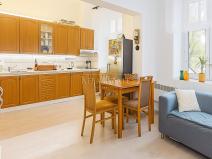 Prodej bytu 2+kk, Karlovy Vary - Stará Role, Závodu míru, 36 m2