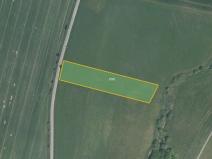 Prodej pole, Uhersko, 11302 m2