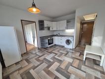 Pronájem bytu 1+1, Teplice, Pod Doubravkou, 36 m2