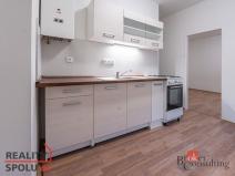 Pronájem bytu 2+1, Úpice, Sládkova, 56 m2