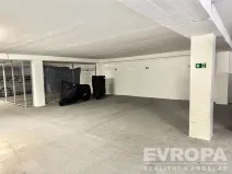 Prodej garážového stání, Praha - Podolí, Pod Klaudiánkou, 14 m2