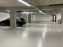 Pronájem garážového stání, Brno, Ghegova, 13 m2