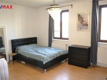 Pronájem bytu 1+kk, Praha - Hostivař, Vladycká, 30 m2