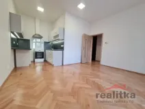 Pronájem bytu 2+kk, Opava - Předměstí, Husova, 47 m2