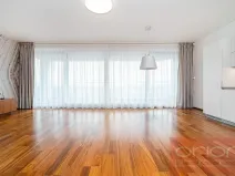 Pronájem bytu 3+kk, Praha - Smíchov, Pod Děvínem, 96 m2