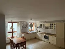 Prodej podílu 1/2 rodinného domu, Praha - Zadní Kopanina, Kavylová, 500 m2