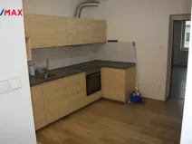 Pronájem bytu 2+1, Strakonice - Strakonice II, Komenského, 60 m2