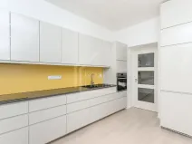 Pronájem bytu 2+1, Praha - Smíchov, Na pláni, 68 m2