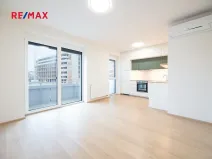 Pronájem bytu 1+kk, Hořovice, Pšeničná, 32 m2