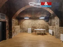 Prodej komerční nemovitosti, Kroměříž, Tovačovského, 43 m2