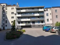 Pronájem garážového stání, Jičín, Ruská, 15 m2