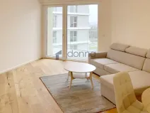 Pronájem bytu 2+kk, Praha, Ramonova, 67 m2