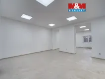 Pronájem obchodního prostoru, Plzeň - Doubravka, Zábělská, 107 m2