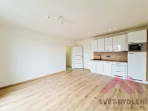 Pronájem bytu 2+kk, Praha - Kyje, Jamská, 42 m2