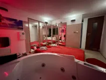 Pronájem obchodního prostoru, Praha - Libeň, Pod Kotlaskou, 100 m2