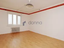 Pronájem bytu 1+kk, Praha, Sobotecká, 30 m2