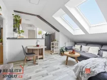 Prodej bytu 3+kk, Sezemice, Nerudova, 66 m2