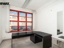 Pronájem obchodního prostoru, Zlín, třída Tomáše Bati, 12 m2