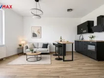 Pronájem bytu 1+kk, Praha - Dolní Počernice, Černodolská, 39 m2