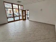 Pronájem obchodního prostoru, Náměšť nad Oslavou, Masarykovo nám., 42 m2