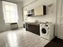 Pronájem bytu 2+kk, Praha - Nusle, Svatoslavova, 40 m2