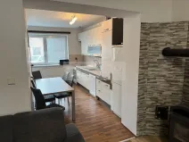 Prodej bytu 3+kk, Stará Paka, U Továrny, 86 m2