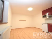 Pronájem bytu 1+kk, Praha - Braník, Na vinohradu, 21 m2
