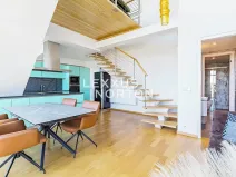 Prodej atypického bytu, Praha - Smíchov, Kobrova, 134 m2