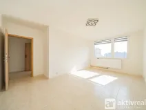 Prodej bytu 2+kk, Praha - Bohnice, Poznaňská, 45 m2