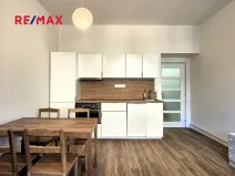 Pronájem bytu 2+kk, Praha - Nusle, Mikuláše z Husi, 44 m2