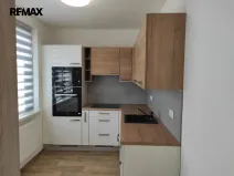 Pronájem bytu 2+1, Karlovy Vary - Stará Role, Okružní, 50 m2