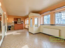 Prodej obchodního prostoru, Karlovy Vary, Rohová, 112 m2