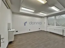 Pronájem kanceláře, Praha, Šrobárova, 139 m2