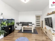 Prodej bytu 3+1, Choltice, Okružní, 64 m2