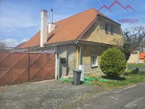 Prodej rodinného domu, Krásný Dvůr - Chrašťany, 400 m2